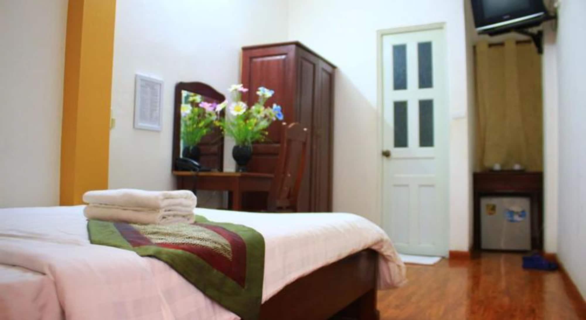 Hoan Kiem Lake Hotel Hanoï Extérieur photo